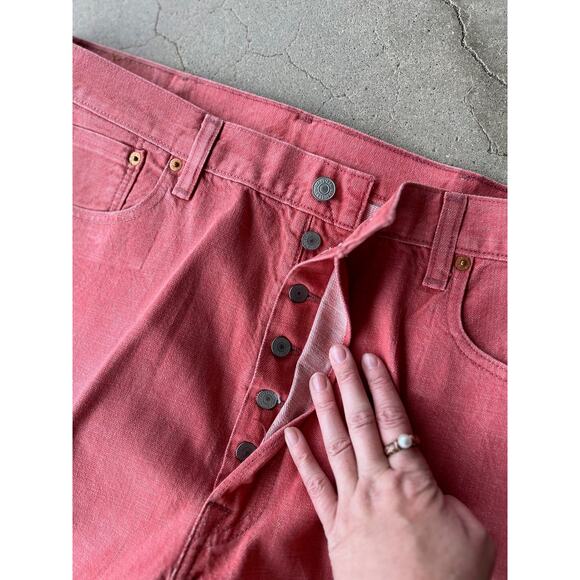 Vintage cranberry pink Levi 501 button fly jeans size 40x30 - Picture 3 of 6